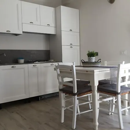 Casetta Lavanda شقة *